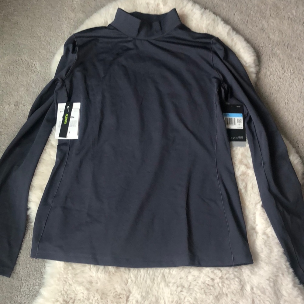 Nike Golf Dri-Fit slim sunshirt . Size M. NWT